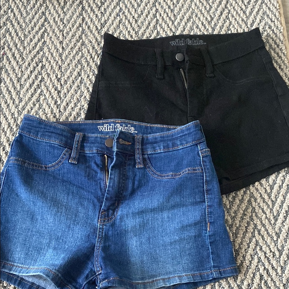 Wild Fable Women's Black and Blue Denim Shorts